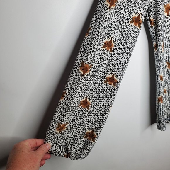 A Collection Lojas Renner Womens Fox Print Novelty Blouse Size P (US S) Keyhole - Picture 4 of 12